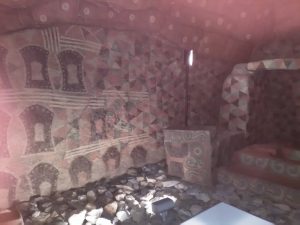 王塚古墳の内部(模型)