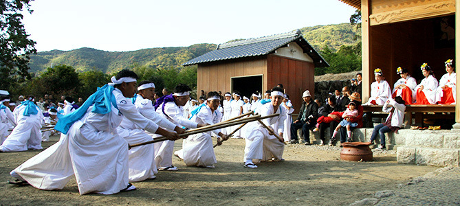 高知県香南市・山北棒踊り