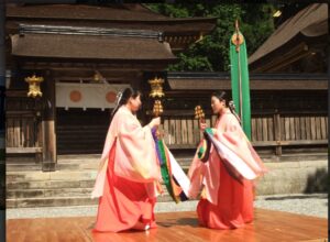 熊野本宮大社・神楽